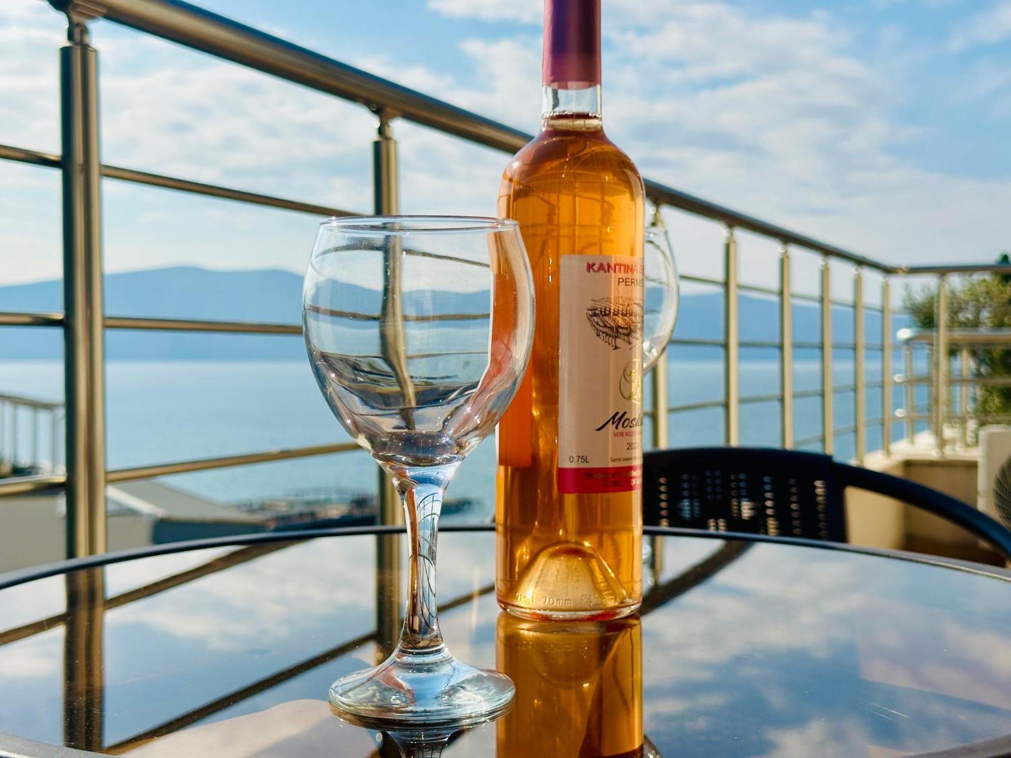 Jico Travel - Astera Apartments Vlorë Rum bild